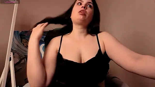 BattyMoll online show from November 16, 3:39 pm