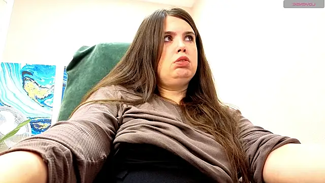 BattyMoll online show from November 8, 3:15 pm