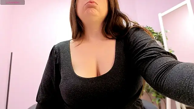 BattyMoll online show from March 12, 3:49 pm