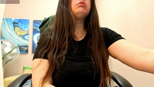 BattyMoll online show from December 4, 8:52 pm