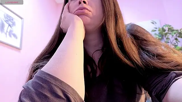 BattyMoll online show from March 18, 3:46 pm