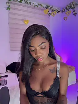 Snapshot of Vane_Rossee chatting on July 23, 12:46 am Vane Rossee online show from July 23, 12:46 am