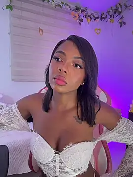 Snapshot of Vane_Rossee chatting on June 12, 12:08 am Vane Rossee online show from June 12, 12:08 am