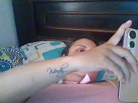HallyGirlHot online show from February 26, 4:29 pm