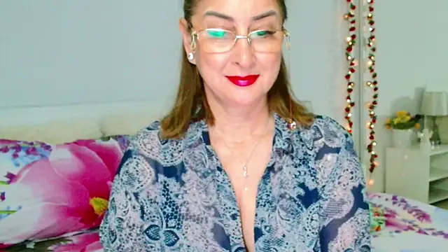 Tyana40 online show from May 16, 12:53 am