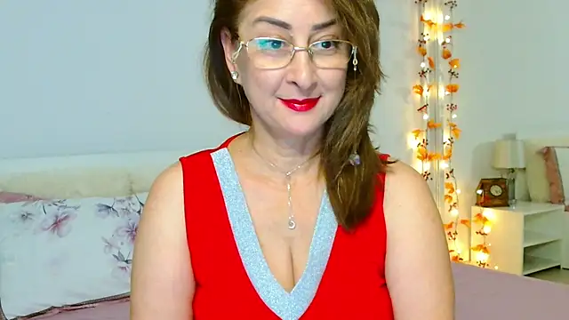 Tyana40 online show from November 11, 2:17 am