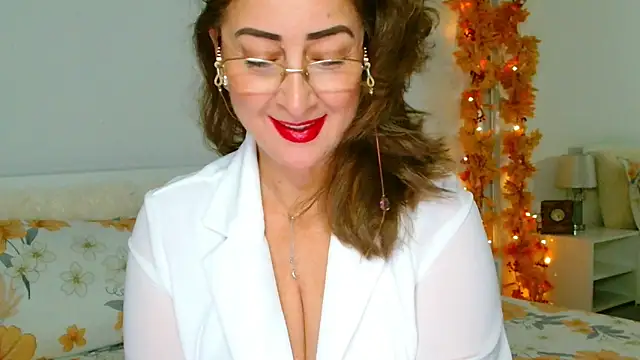 Tyana40 online show from November 17, 2:15 am