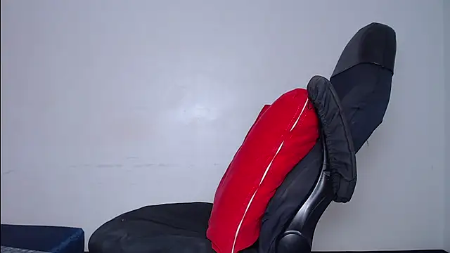 Snapshot of SweetLight chatting on December 3, 9:58 pm SweetLight online show from December 3, 9:58 pm