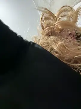 NicolePlay online show from April 4, 4:19 am