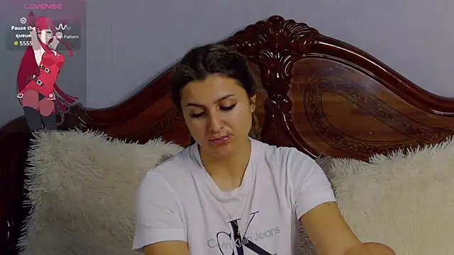 NicolePlay online show from February 26, 6:35 am