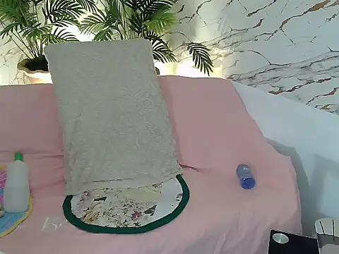 Snapshot of SweetAsianAss chatting on June 26, 1:55 am SweetAsianAss online show from June 26, 1:55 am