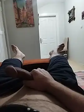 Snapshot of Aykut1990 chatting on November 4, 4:55 pm Aykut1990 online show from November 4, 4:55 pm