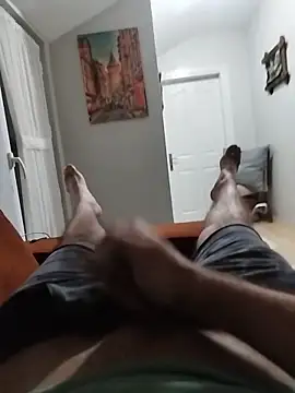 Snapshot of Aykut1990 chatting on November 13, 5:17 pm Aykut1990 online show from November 13, 5:17 pm