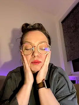 FemDom RubyKnightXXO online show from November 2, 7:30 pm