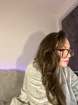 FemDom RubyKnightXXO online show from December 4, 4:17 pm