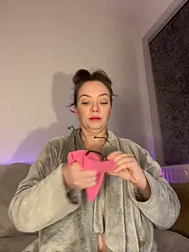 FemDom RubyKnightXXO online show from November 20, 8:09 pm