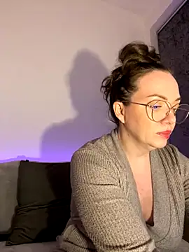 FemDom RubyKnightXXO online show from November 6, 8:02 pm