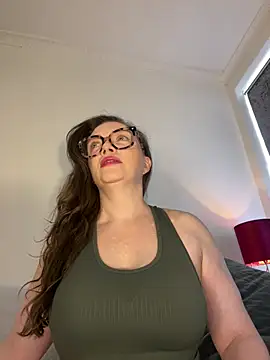 FemDom RubyKnightXXO online show from May 22, 9:29 am