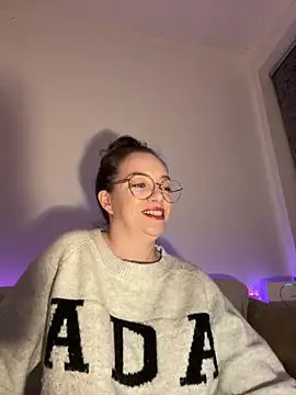 FemDom RubyKnightXXO online show from November 1, 5:18 pm