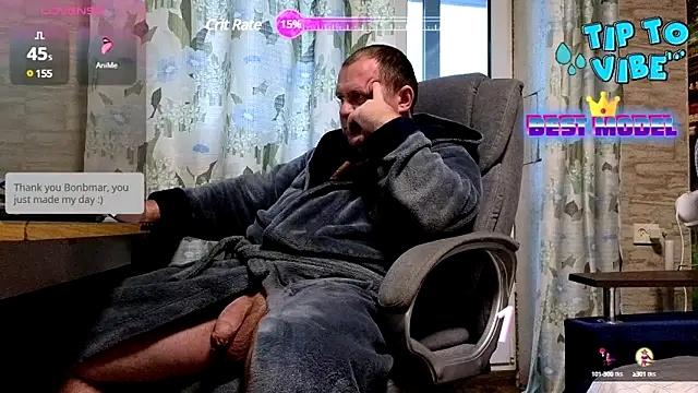 Snapshot of xxrokixxx chatting on December 17, 10:01 am xxrokixxx online show from December 17, 10:01 am