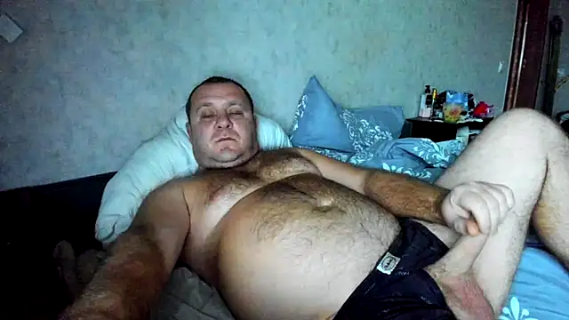 Snapshot of xxrokixxx chatting on December 11, 10:47 am xxrokixxx online show from December 11, 10:47 am