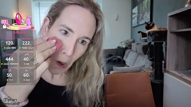 NaomiAndFriends online show from February 13, 8:36 am