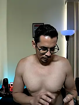 towers j online show from November 10, 6:13 pm