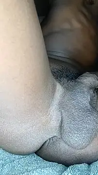 RinsingWood84 online show from December 15, 1:28 pm