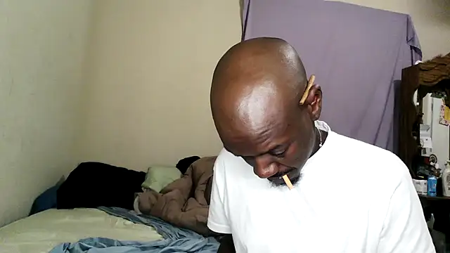 RinsingWood84 online show from March 6, 11:44 pm