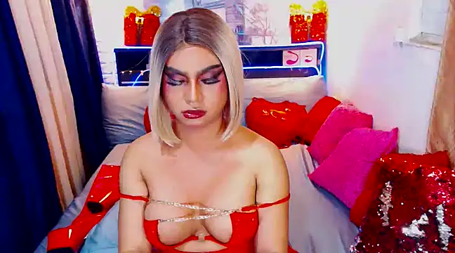 Snapshot of TsGoddessNhicolle chatting on January 17, 2:39 am TsGoddessNhicolle online show from January 17, 2:39 am