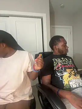 Snapshot of DancingLemonade chatting on June 11, 6:21 am DancingLemonade online show from June 11, 6:21 am