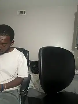 DancingLemonade online show from June 3, 1:50 am