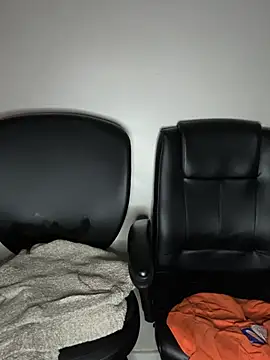 DancingLemonade online show from March 24, 1:49 am