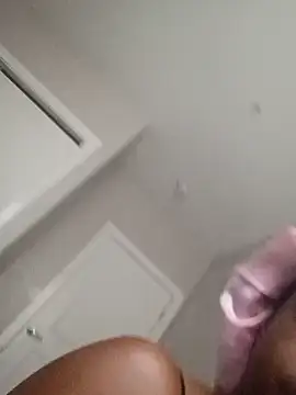 DancingLemonade online show from November 25, 6:52 pm