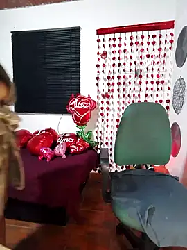 Snapshot of sharom_smith1 chatting on February 8, 8:42 am sharom smith1 online show from February 8, 8:42 am