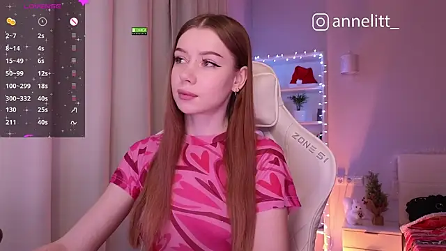 Snapshot of Annelitt chatting on January 7, 7:28 pm Annelitt online show from January 7, 7:28 pm