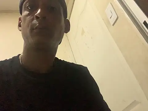 domigoodguy online show from February 20, 7:19 pm