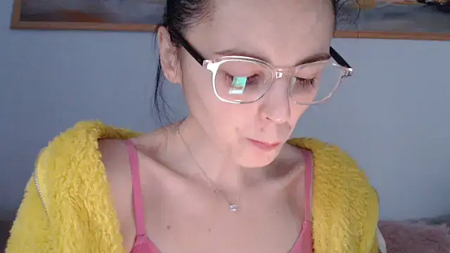 cleophee online show from March 5, 6:54 am