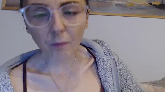 cleophee online show from February 20, 6:59 am