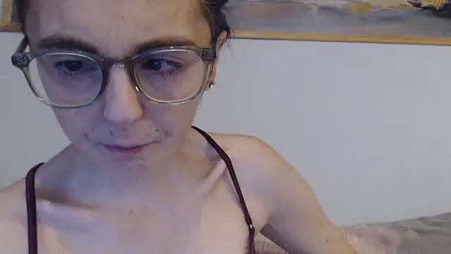 Snapshot of cleophee chatting on October 25, 6:45 am cleophee online show from October 25, 6:45 am