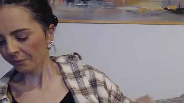 Snapshot of cleophee chatting on November 28, 7:08 am cleophee online show from November 28, 7:08 am