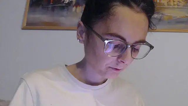 Snapshot of cleophee chatting on October 18, 6:15 am cleophee online show from October 18, 6:15 am