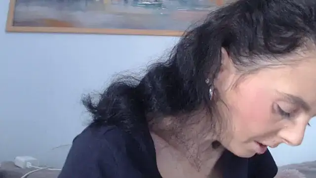 Snapshot of cleophee chatting on October 26, 8:37 am cleophee online show from October 26, 8:37 am