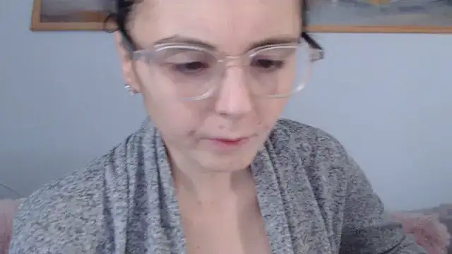 cleophee online show from April 17, 5:43 am