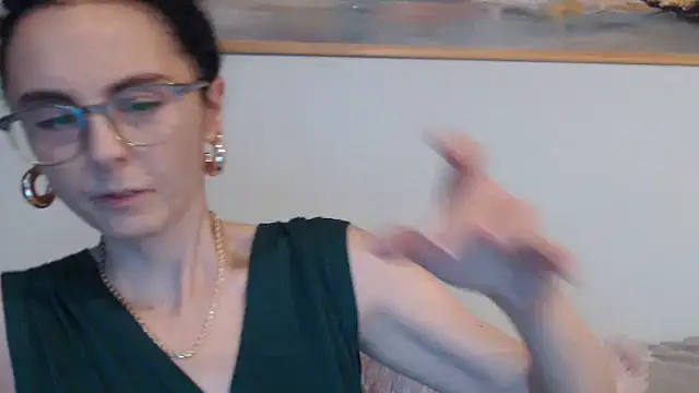 Snapshot of cleophee chatting on October 1, 5:56 am cleophee online show from October 1, 5:56 am