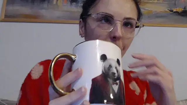 cleophee online show from February 8, 7:17 am