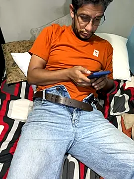 Snapshot of Darkdickhard chatting on October 30, 3:16 am Darkdickhard online show from October 30, 3:16 am