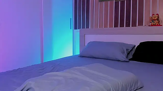 Dora Banks online show from January 17, 10:30 am