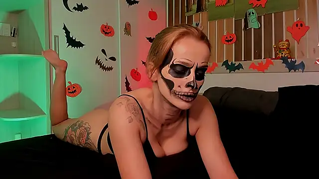 Dora Banks online show from October 31, 10:23 am