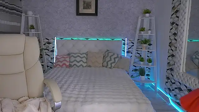 MadissonSoft online show from April 19, 1:12 pm